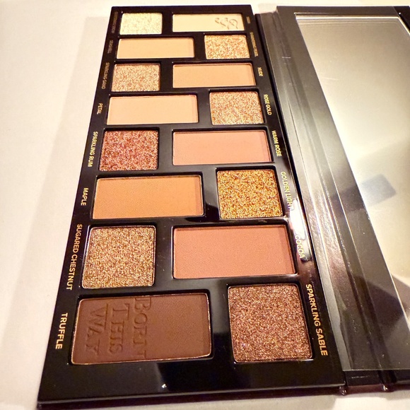 Too Faced Born This Way The Natural Nudes Eyeshadow Palette - Picture 3 of 4